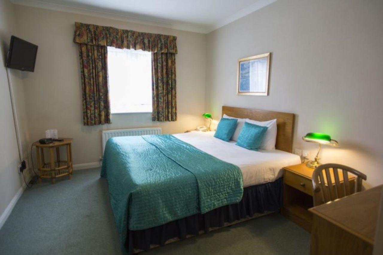 Flexistay Reading West Aparthotel - With Communal Kitchen Use Εξωτερικό φωτογραφία