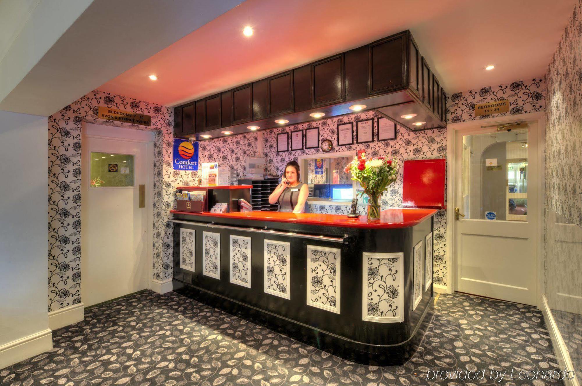 Flexistay Reading West Aparthotel - With Communal Kitchen Use Εξωτερικό φωτογραφία