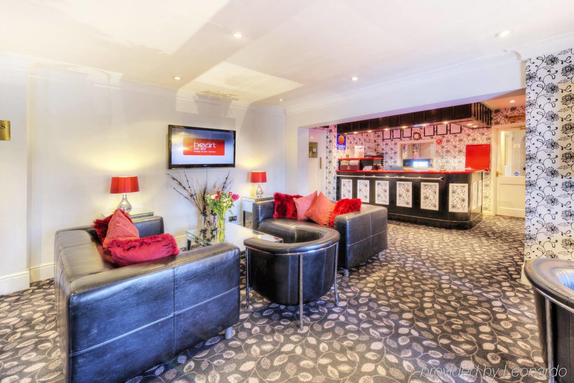 Flexistay Reading West Aparthotel - With Communal Kitchen Use Εξωτερικό φωτογραφία