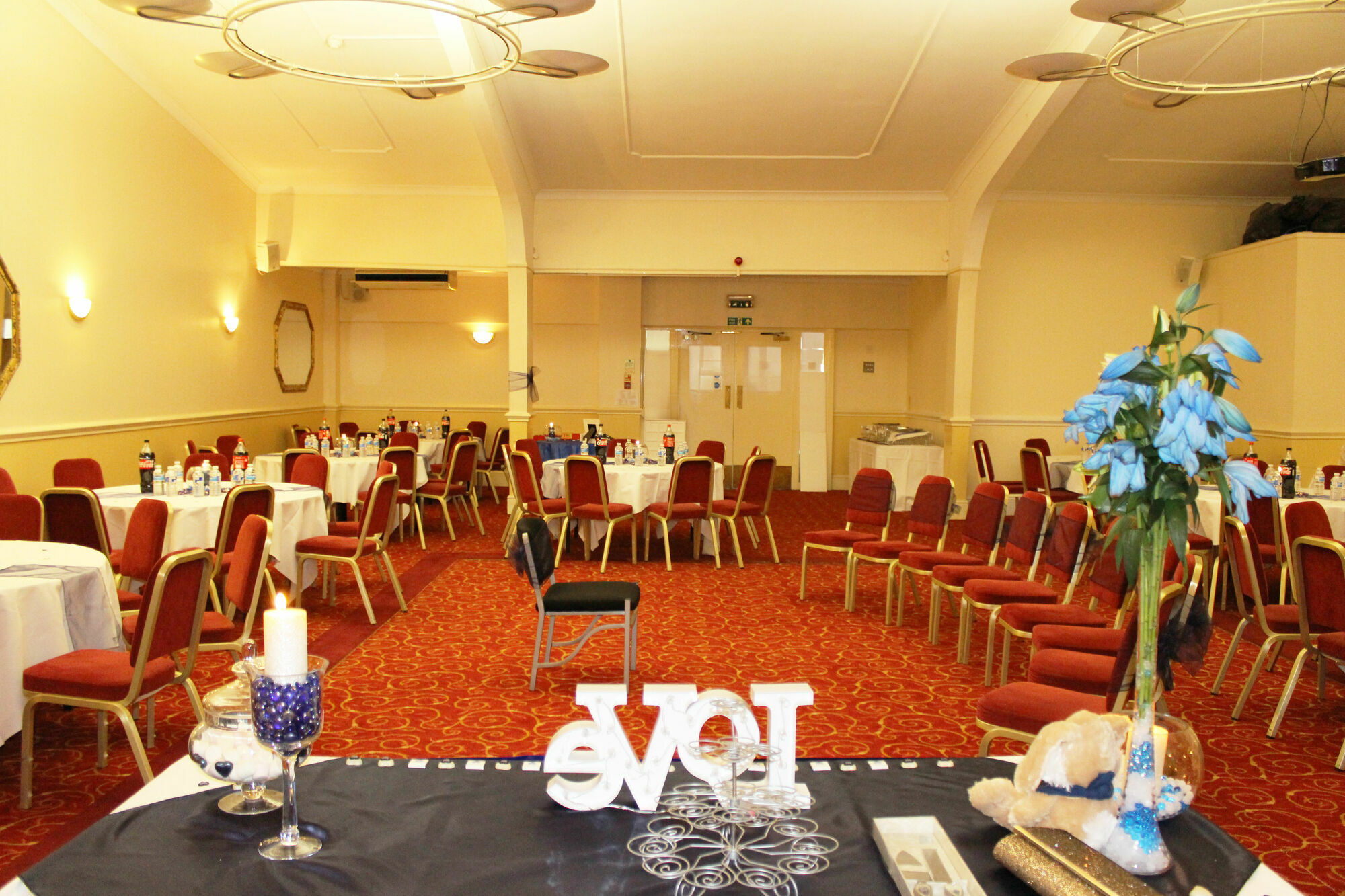 Flexistay Reading West Aparthotel - With Communal Kitchen Use Εξωτερικό φωτογραφία