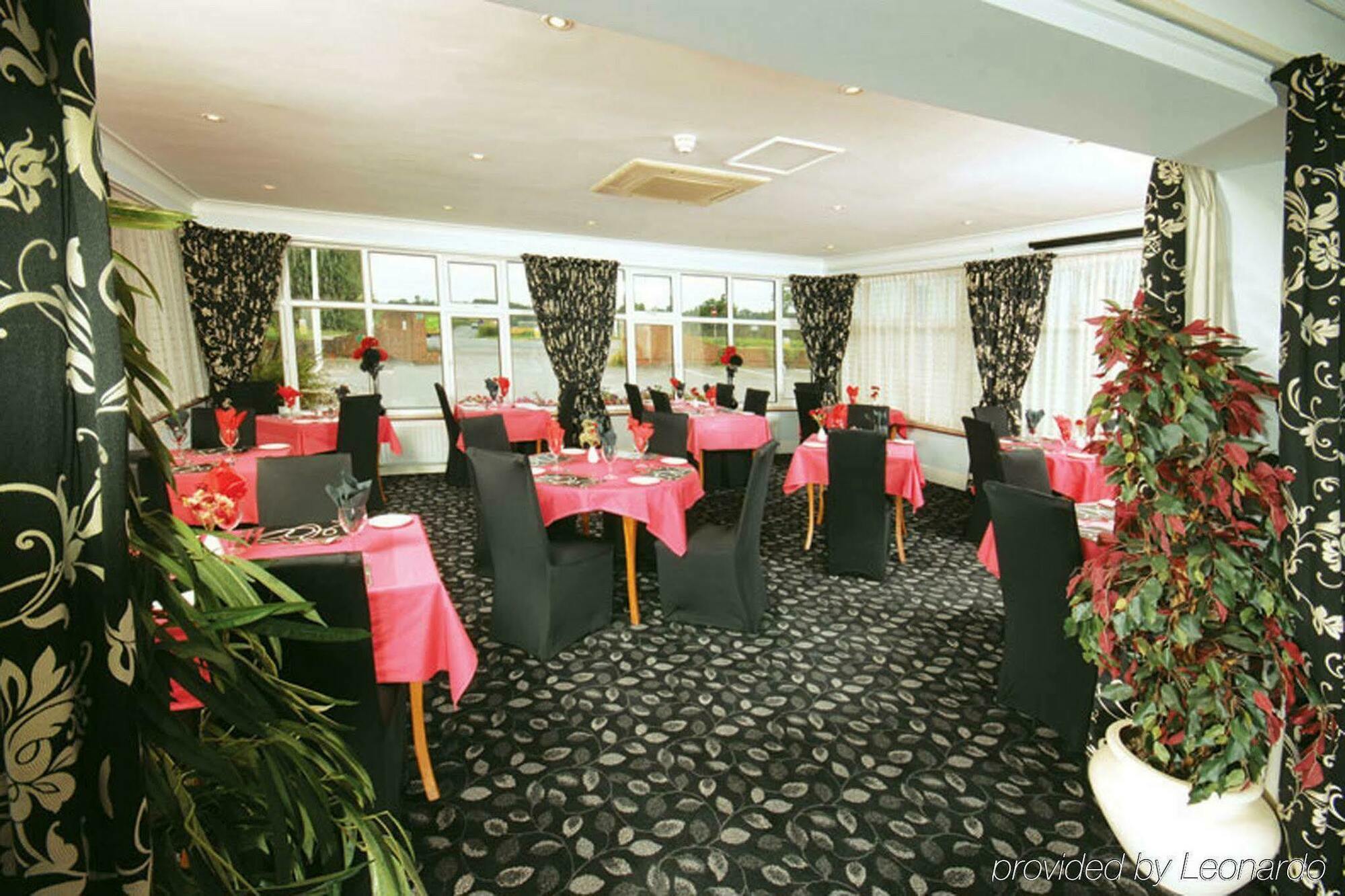 Flexistay Reading West Aparthotel - With Communal Kitchen Use Εστιατόριο φωτογραφία